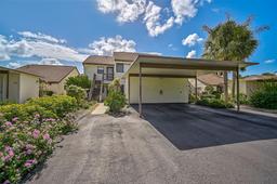 Picture of 684 Bird Bay Drive W Unit 132, Venice, FL 34285