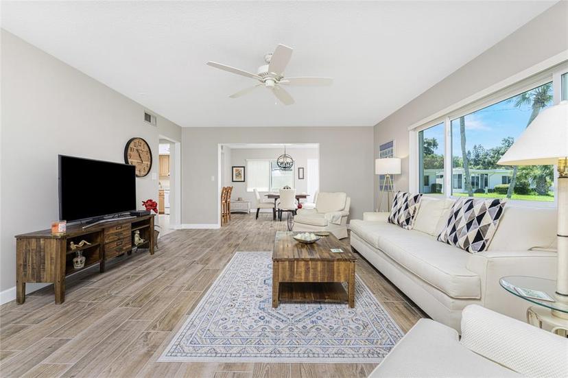 Picture of 1840 Vera Place Unit 81, Sarasota FL 34235