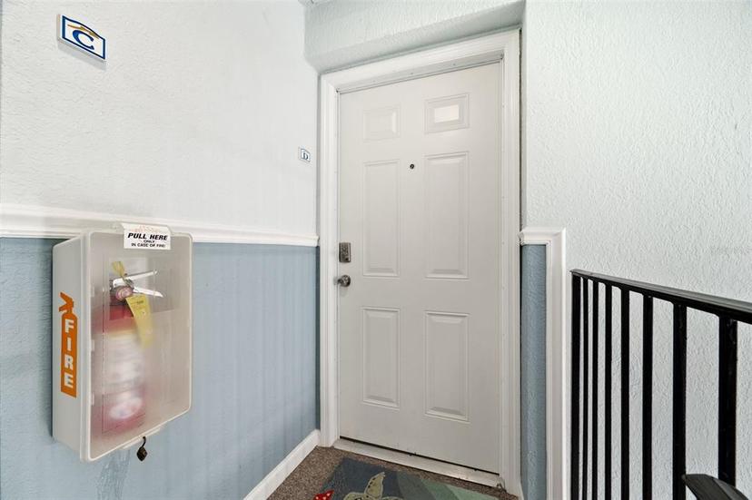 Picture of 5257 Beach Drive Se Unit D, St Petersburg FL 33705