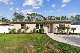 Picture of 831 Searcy Avenue, Sarasota, FL 34237