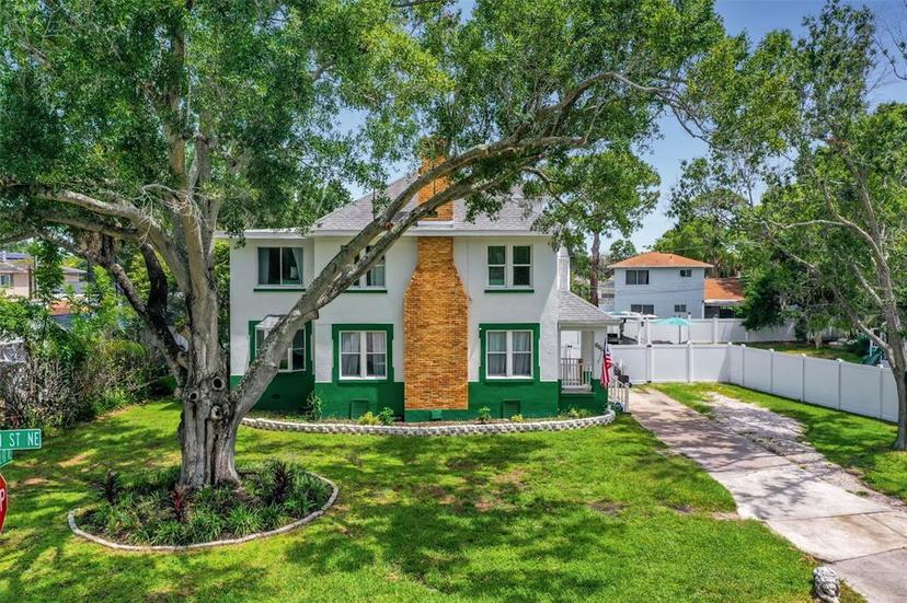 Picture of 5297 Huntington Street Ne, St Petersburg FL 33703