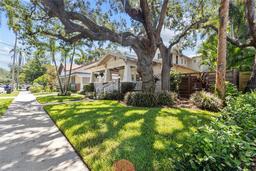 Picture of 2010 W Dekle Avenue, Tampa, FL 33606