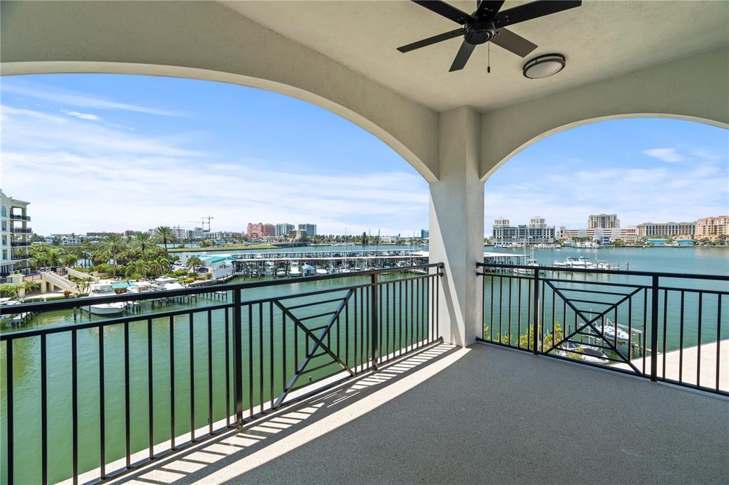 Picture of 211 Dolphin Point Unit 203, Clearwater, FL 33767