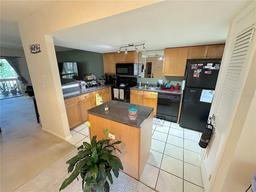 Picture of 1810 NW 23Rd Boulevard Unit 217, Gainesville, FL 32605