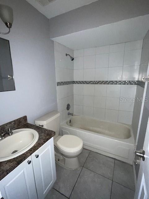 Picture of 9817 Turf Way Unit 8, Orlando FL 32837