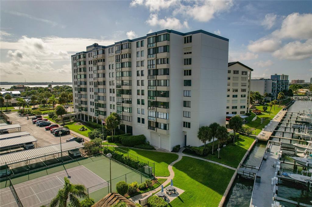 Picture of 660 Island Way Unit 301, Clearwater Beach, FL 33767