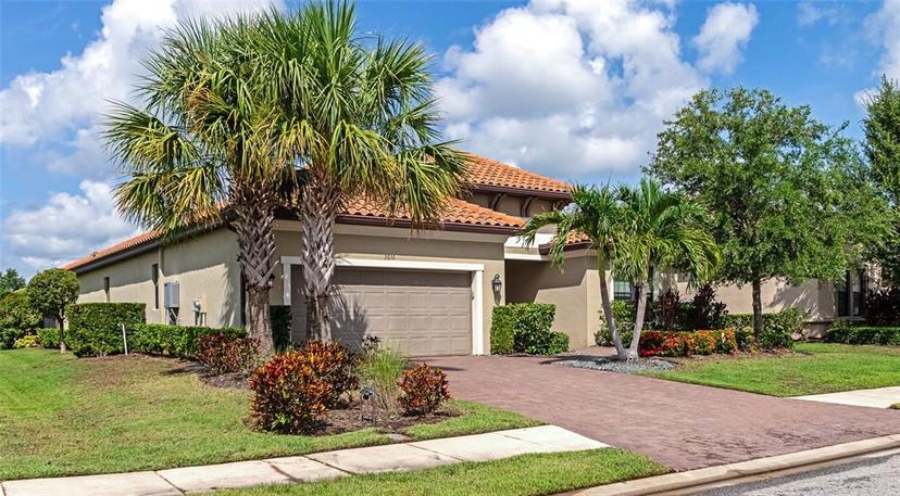 Picture of 5010 Tivoli Run, Bradenton FL 34211