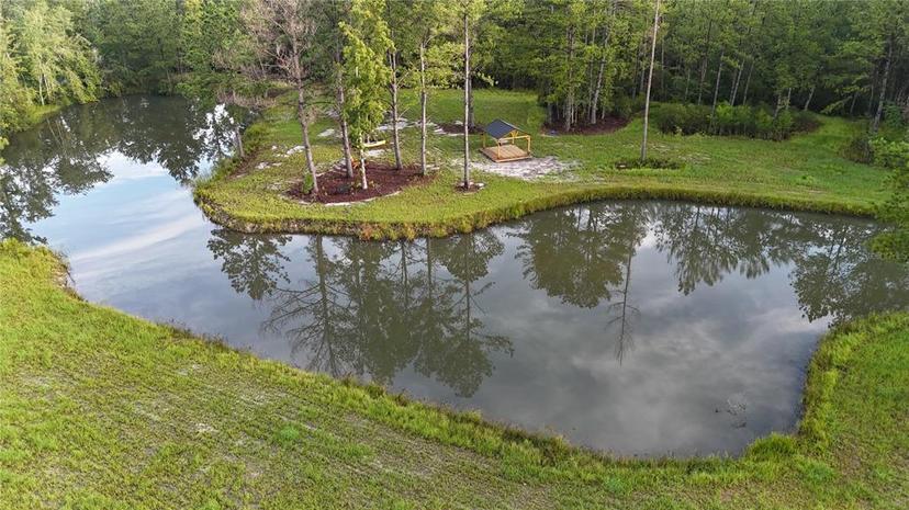 Picture of 409 SW Hike Lake Road, Madison FL 32340