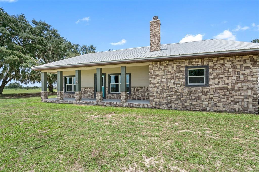 Picture of 8602 State Road 674, Wimauma, FL 33598