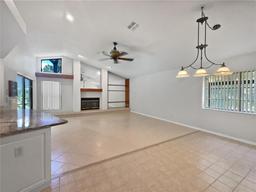 Picture of 3211 Pine Club Drive, Plant City, FL 33566