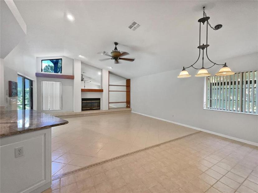 Picture of 3211 Pine Club Drive, Plant City FL 33566