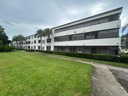 Picture of 2587 Countryside Boulevard Unit 6204, Clearwater, FL 33761