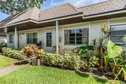 Picture of 2369 Walton Circle Unit N2, Palm Harbor, FL 34683