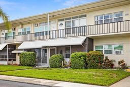 Picture of 4001 58Th Street N Unit 16, Kenneth City, FL 33709