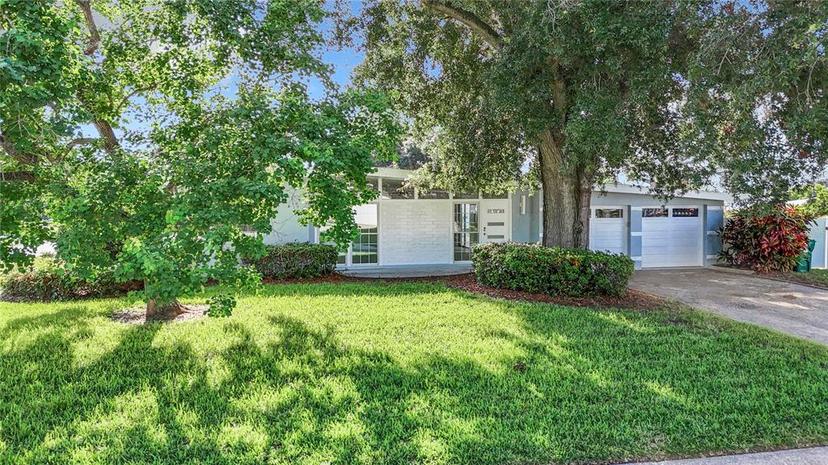 Picture of 161 Overbrook Street W, Largo FL 33770