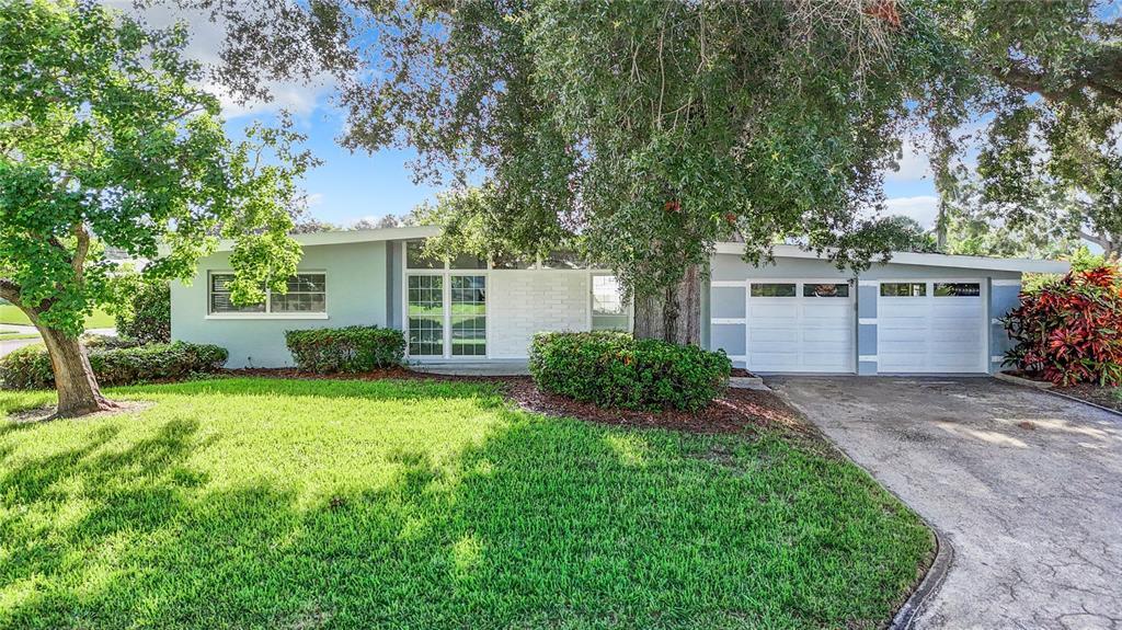 Picture of 161 Overbrook Street W, Largo, FL 33770