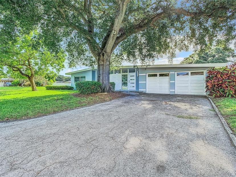 Picture of 161 Overbrook Street W, Largo FL 33770