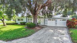 Picture of 161 Overbrook Street W, Largo, FL 33770