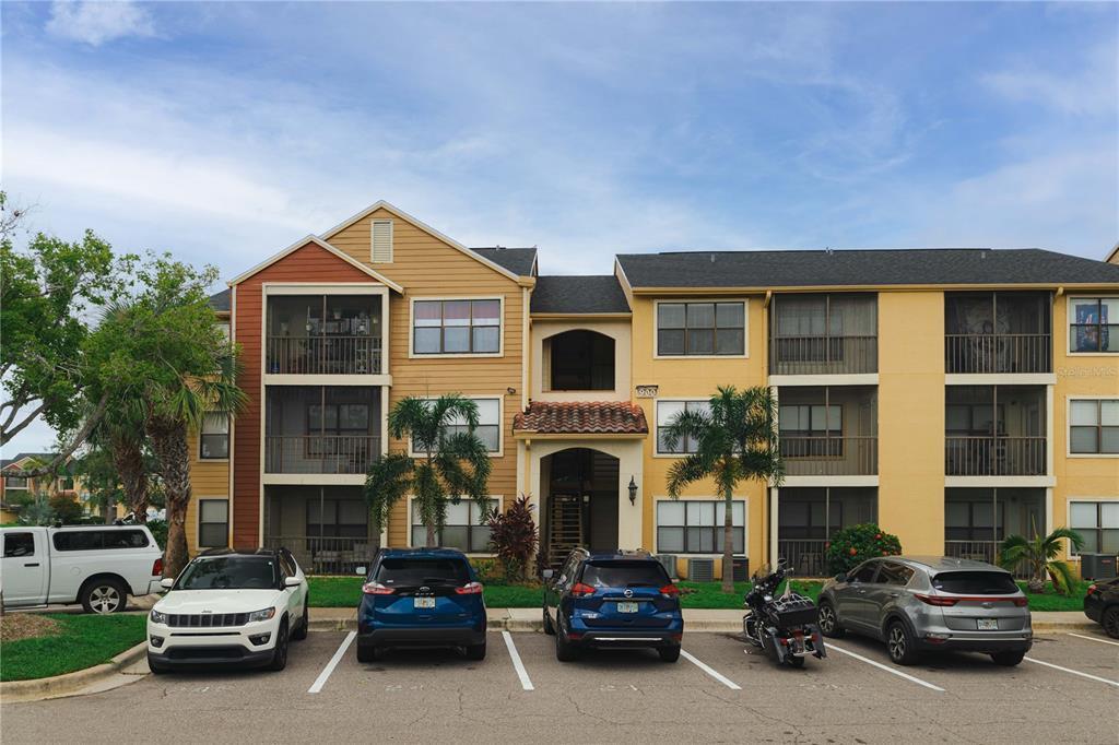 Picture of 11901 4Th Street N Unit 9302, St Petersburg, FL 33716