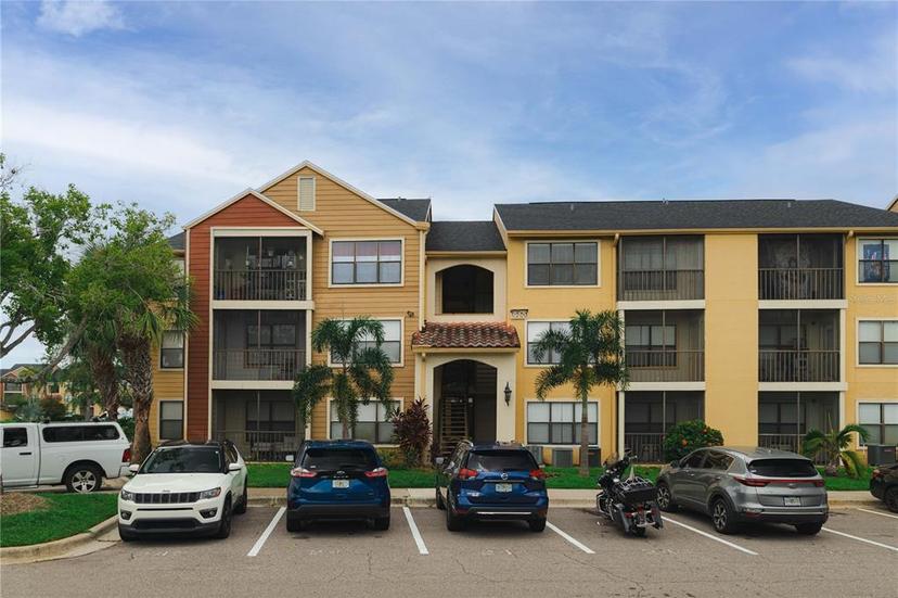 Picture of 11901 4Th Street N Unit 9302, St Petersburg FL 33716