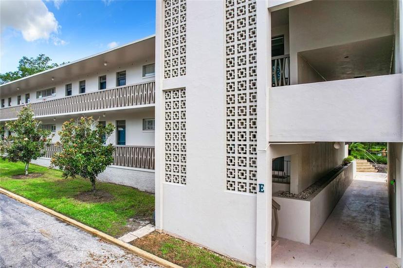 Picture of 700 Melrose Avenue Unit E-6, Winter Park FL 32789