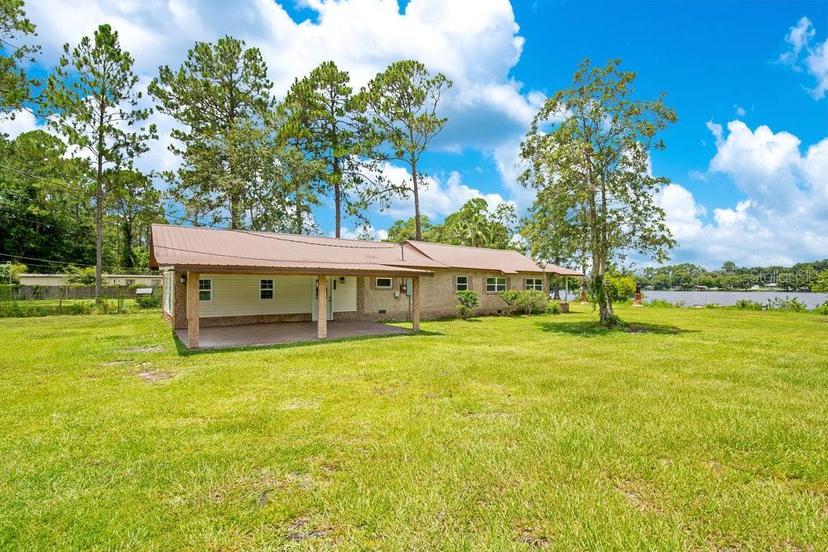 Picture of 114 Lake Edge Trail, Interlachen FL 32148