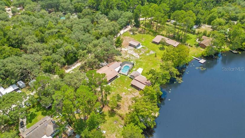 Picture of 110 Lake Edge Trail, Interlachen FL 32148