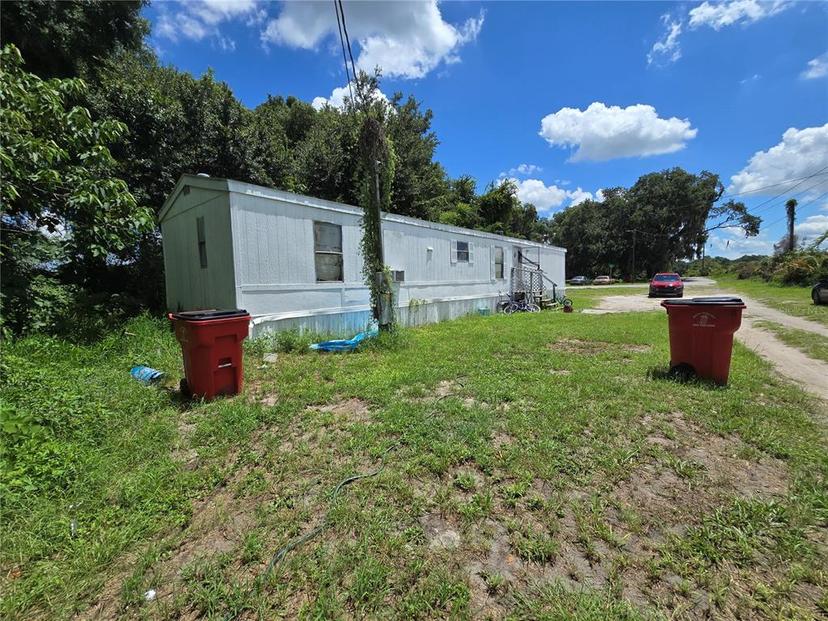 Picture of 4725 Perkins Avenue, Coleman FL 33521