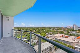 Picture of 777 3Rd Avenue N Unit 1204, St Petersburg, FL 33701