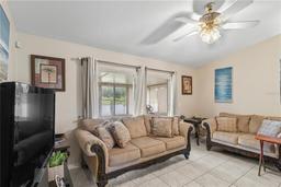 Picture of 39 Pine Arbor Drive, Orlando, FL 32825