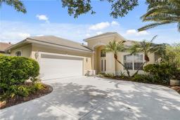 Picture of 7335 Saint Georges Way, University Park, FL 34201