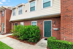 Picture of 1920 E Edgewood Drive Unit G5, Lakeland, FL 33803