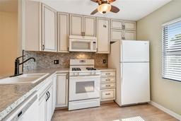 Picture of 2981 Flint Drive N Unit 83-C, Clearwater, FL 33759