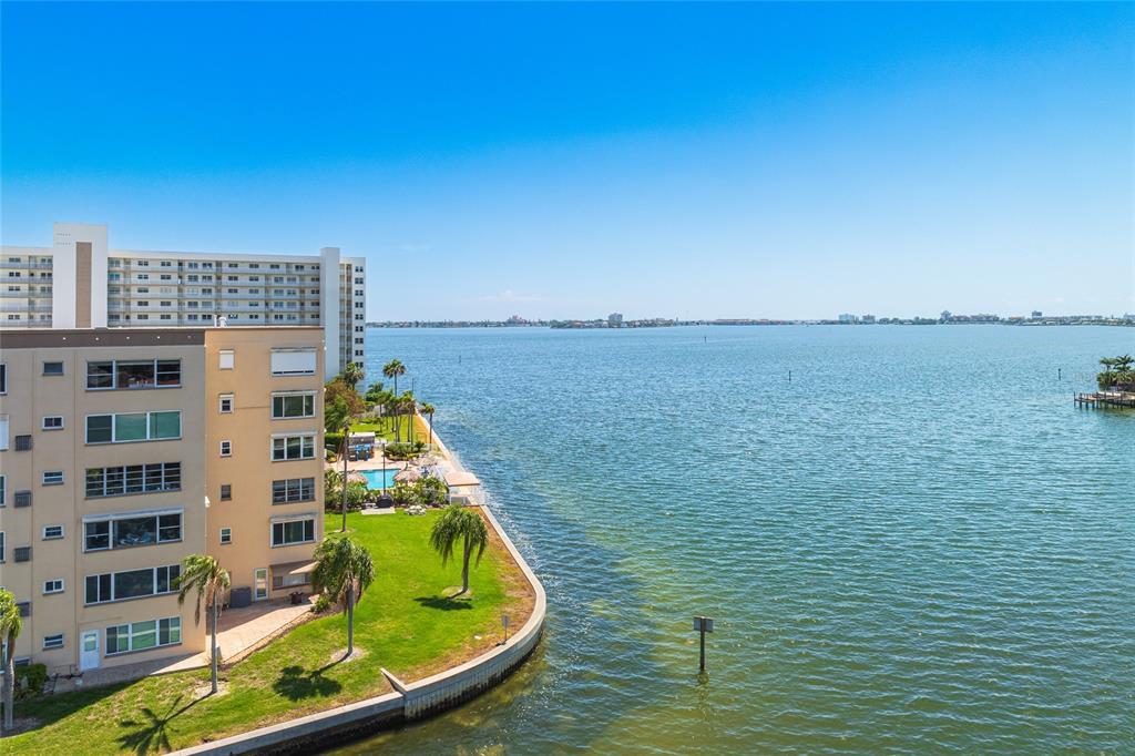 Picture of 6075 Shore Boulevard S Unit 501, Gulfport, FL 33707