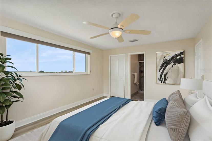 Picture of 6075 Shore Boulevard S Unit 501, Gulfport FL 33707