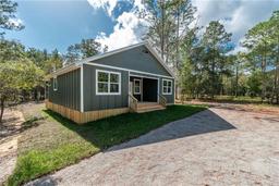 Picture of 177 Whirlwind Loop, Hawthorne, FL 32640