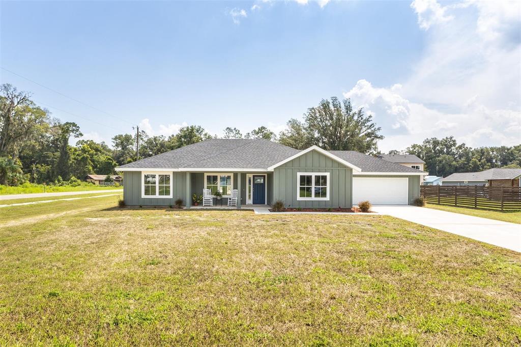 Picture of 11945 Elm Street, Brooker, FL 32622