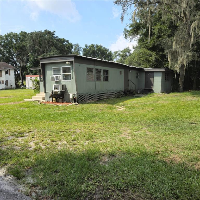 Picture of 443 Smith Road, Polk City FL 33868