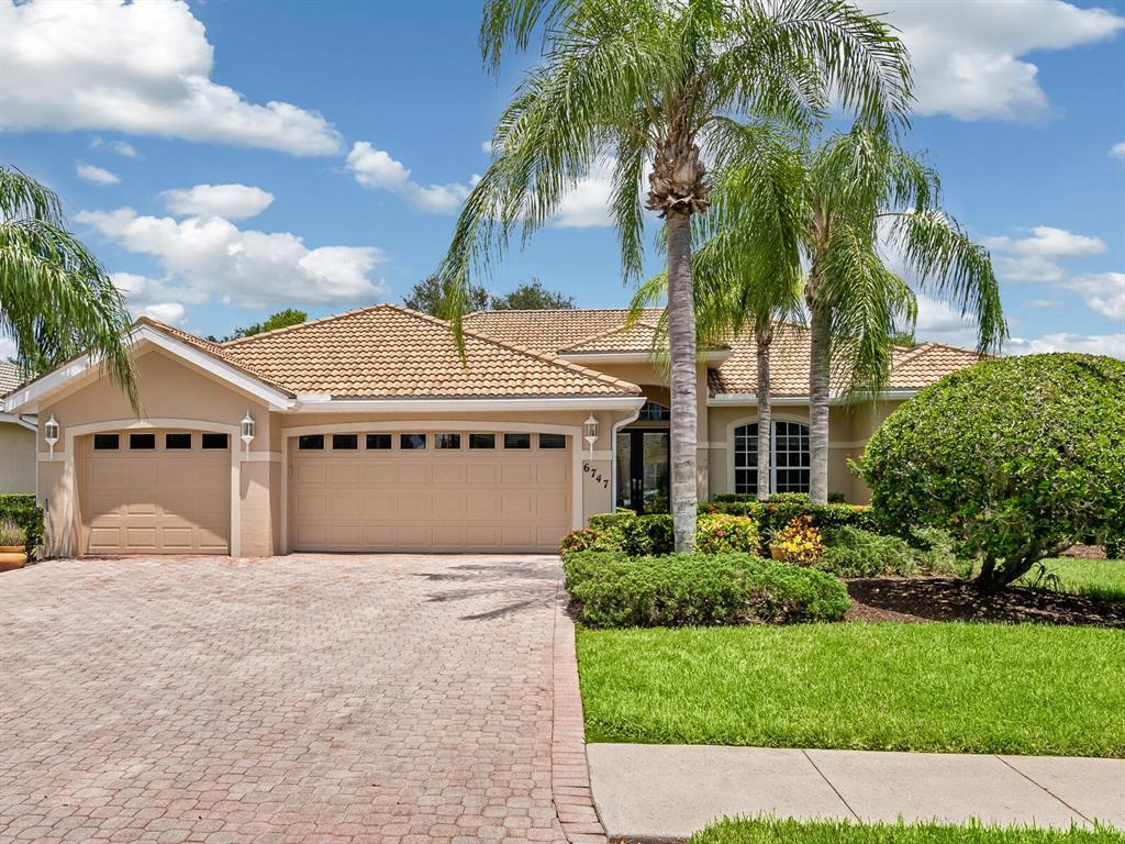 Picture of 6747 Coyote Ridge Court, Bradenton, FL 34201