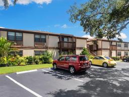 Picture of 5026 Water Oak Drive Unit 119, Bradenton, FL 34207