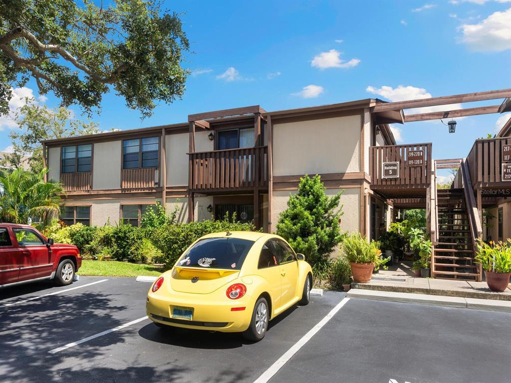 Picture of 5026 Water Oak Drive Unit 119, Bradenton, FL 34207