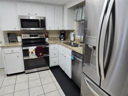 Picture of 462 Cameo Drive Unit 462, Lakeland, FL 33803