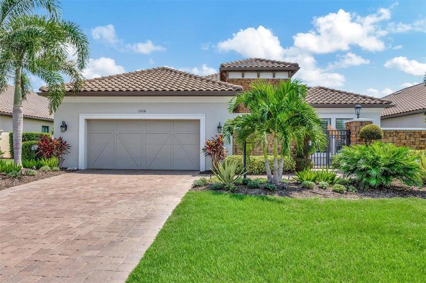 Picture of 13116 Treviso Drive, Bradenton FL 34211