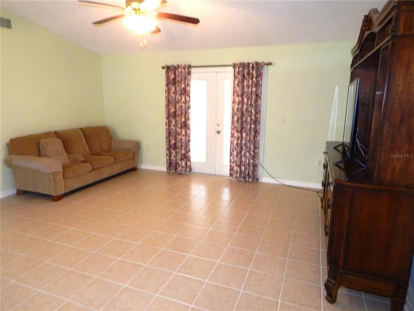 Picture of 914 Oxford Way, Lake Wales FL 33853