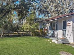 Picture of 11635 SE Highway 42, Weirsdale, FL 32195