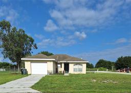 Picture of 522 Raymond Avenue, Frostproof, FL 33843