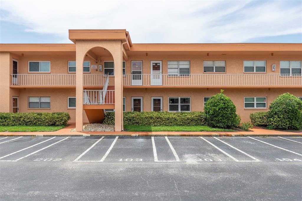 Picture of 3740 58Th Street N Unit 103, St Petersburg, FL 33710