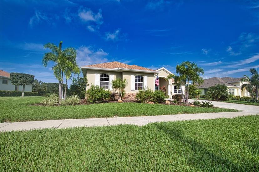 Picture of 887 Clear Lake Drive, Englewood FL 34223