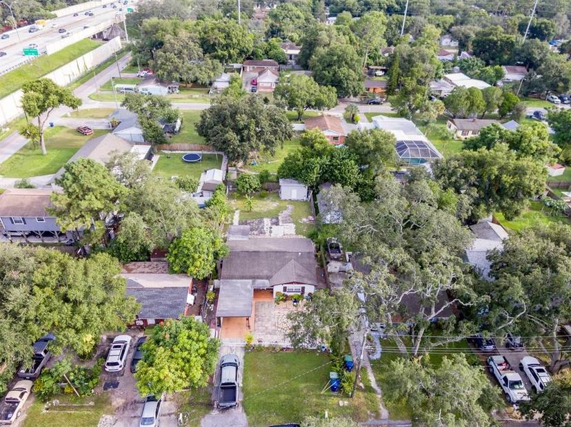 Picture of 315 E Seneca Avenue, Tampa FL 33612