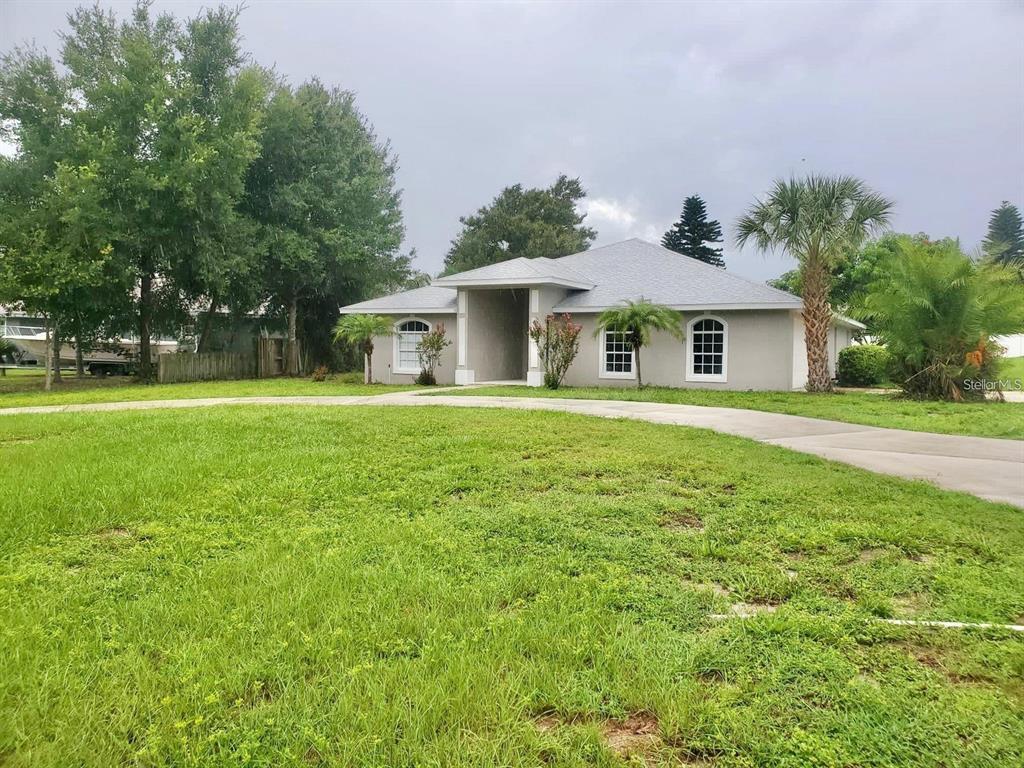 Picture of 1025 W W Lake Hamilton Drive, Winter Haven, FL 33881